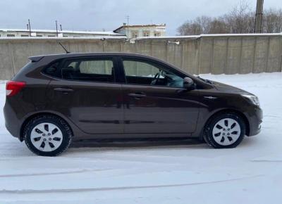 Фото Kia Rio