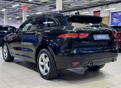 Фото Jaguar F-Pace