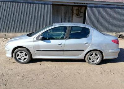 Фото Peugeot 206