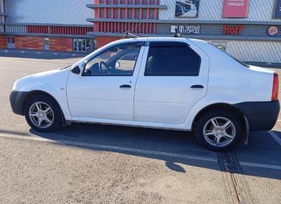 Фото Renault Logan