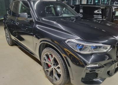 Фото BMW X5