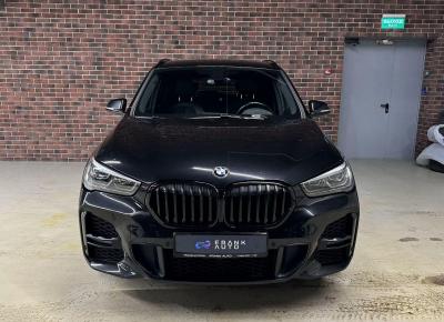 Фото BMW X1