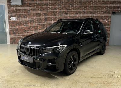 Фото BMW X1