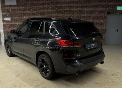 Фото BMW X1