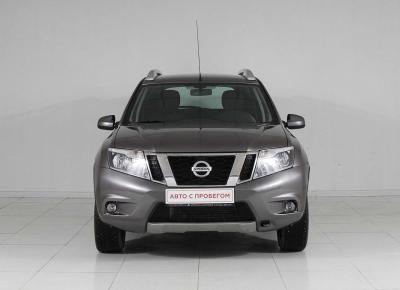 Фото Nissan Terrano