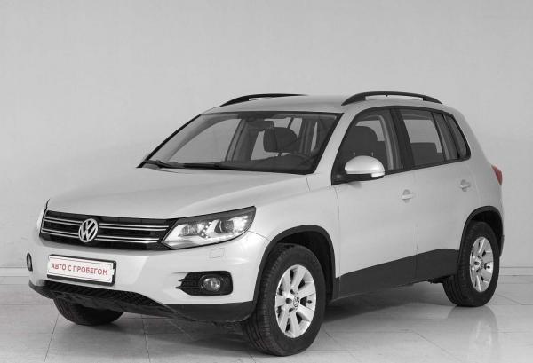 Volkswagen Tiguan, 2012 год выпуска с двигателем Бензин, 1 560 000 RUB в г. Москва