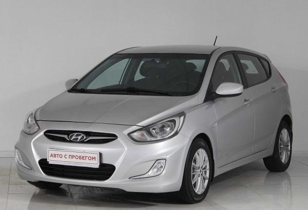 Hyundai Solaris, 2012 год выпуска с двигателем Бензин, 1 024 000 RUB в г. Москва