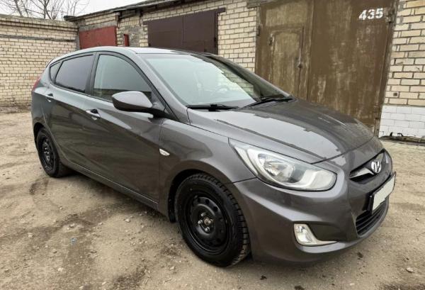 Hyundai Solaris, 2011 год выпуска с двигателем Бензин, 825 000 RUB в г. Ульяновск