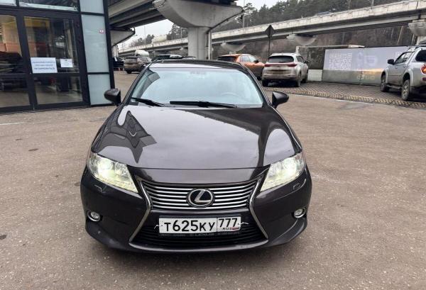 Lexus ES, 2014 год выпуска с двигателем Бензин, 2 550 000 RUB в г. Москва