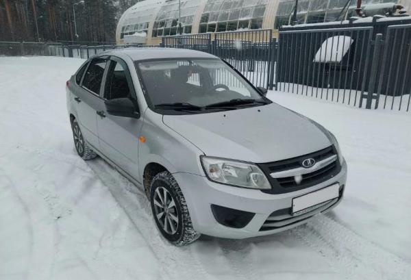 LADA (ВАЗ) Granta, 2015 год выпуска с двигателем Бензин, 570 000 RUB в г. Томск