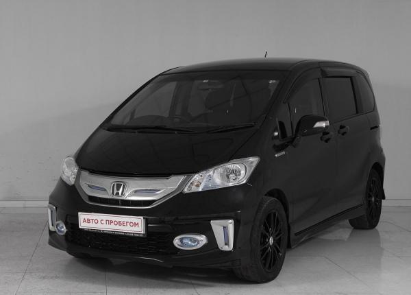 Honda Freed, 2012 год выпуска с двигателем Гибрид, 1 345 000 RUB в г. Москва