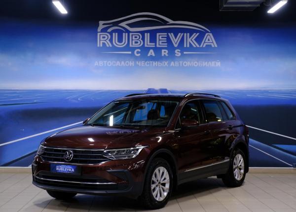 Volkswagen Tiguan, 2021 год выпуска с двигателем Бензин, 2 849 000 RUB в г. Москва