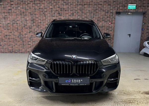 BMW X1, 2021 год выпуска с двигателем Бензин, 4 100 000 RUB в г. Москва