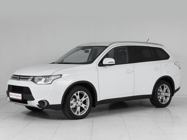 Mitsubishi Outlander, 2014 год выпуска с двигателем Бензин, 1 820 000 RUB в г. Москва