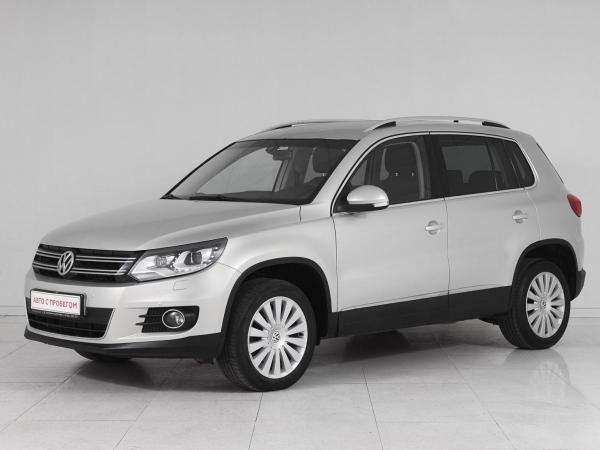 Volkswagen Tiguan, 2012 год выпуска с двигателем Бензин, 1 650 000 RUB в г. Москва