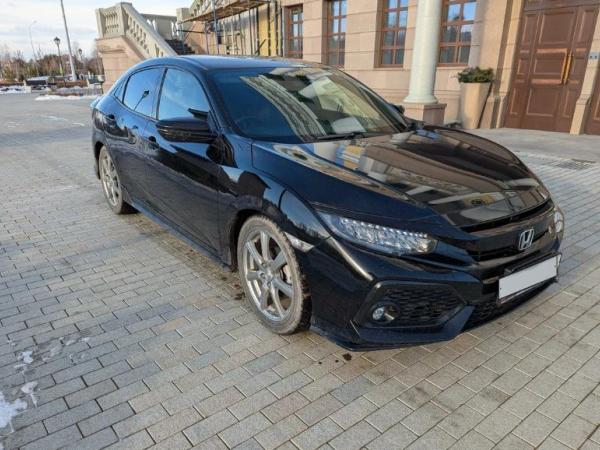 Honda Civic, 2018 год выпуска с двигателем Бензин, 2 050 000 RUB в г. Челябинск