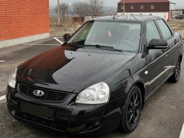 LADA (ВАЗ) Priora, 2009 год выпуска с двигателем Бензин, 400 000 RUB в г. Махачкала