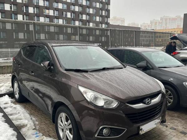 Hyundai ix35, 2013 год выпуска с двигателем Бензин, 1 550 000 RUB в г. Москва