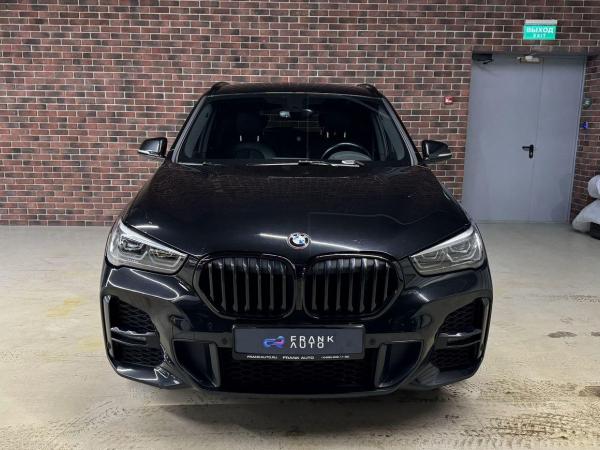 BMW X1, 2021 год выпуска с двигателем Бензин, 4 050 000 RUB в г. Москва