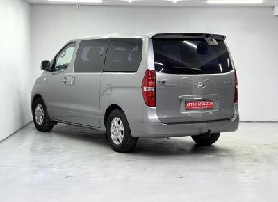 Фото Hyundai Grand Starex