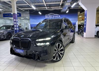 Фото BMW X7