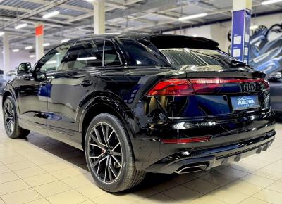 Фото Audi Q8