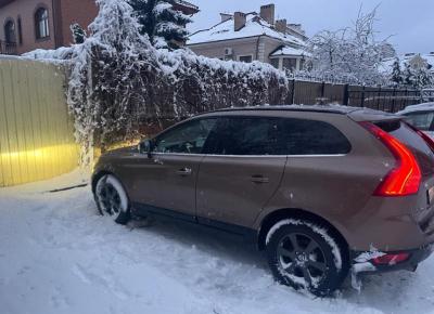 Фото Volvo XC60