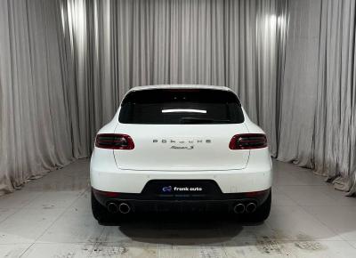 Фото Porsche Macan