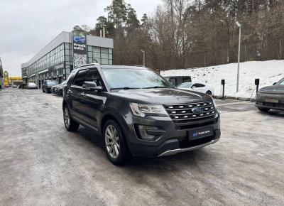 Фото Ford Explorer