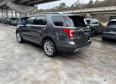 Фото Ford Explorer