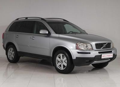 Фото Volvo XC90