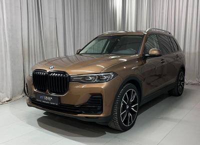 Фото BMW X7