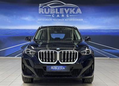 Фото BMW X1