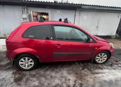 Фото Ford Fiesta