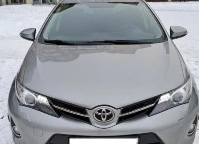 Фото Toyota Auris