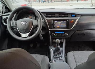 Фото Toyota Auris