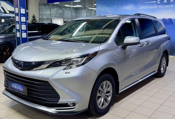 Toyota Sienna, 2021 год выпуска с двигателем Гибрид, 8 240 000 RUB в г. Москва