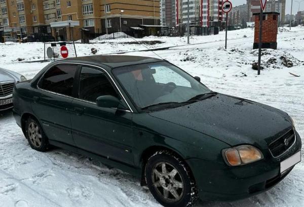 Suzuki Baleno, 2000 год выпуска с двигателем Бензин, 210 000 RUB в г. Чебоксары