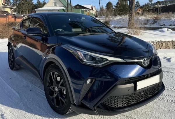 Toyota C-HR, 2020 год выпуска с двигателем Бензин, 2 450 000 RUB в г. Улан-Удэ