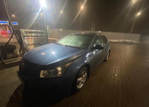 Chevrolet Cruze, 2013 год выпуска с двигателем Бензин, 800 000 RUB в г. Санкт-Петербург