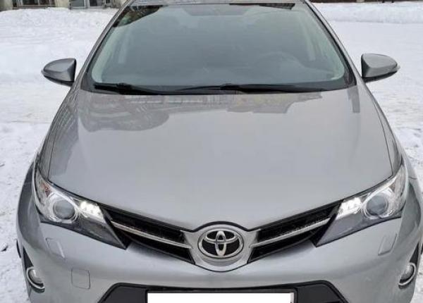 Toyota Auris, 2013 год выпуска с двигателем Бензин, 1 500 000 RUB в г. Архангельск