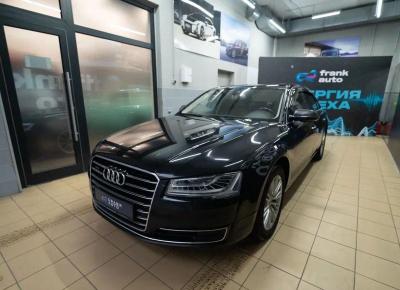 Фото Audi A8