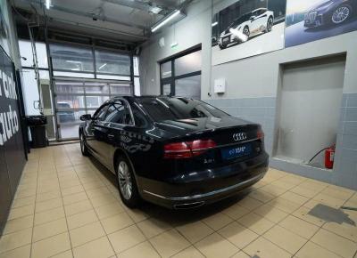 Фото Audi A8