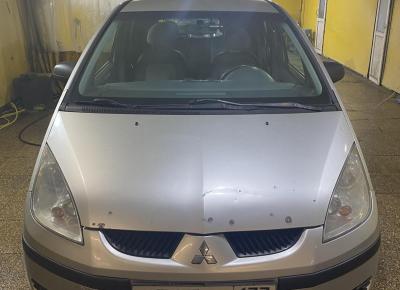 Фото Mitsubishi Colt