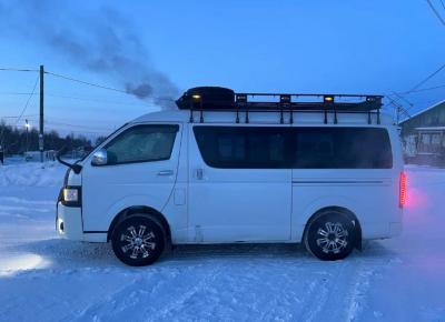 Фото Toyota HiAce