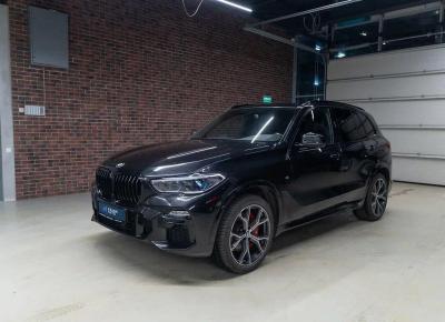 Фото BMW X5