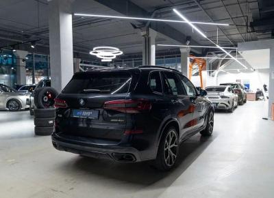 Фото BMW X5