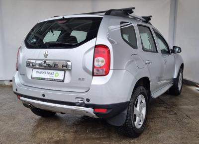 Фото Renault Duster