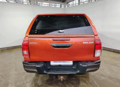 Фото Toyota Hilux