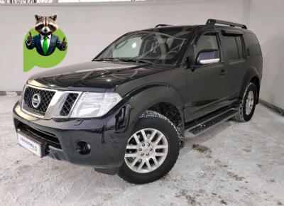 Фото Nissan Pathfinder